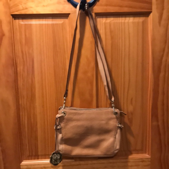 Vince Camuto Handbags - Vince Camuto Bag